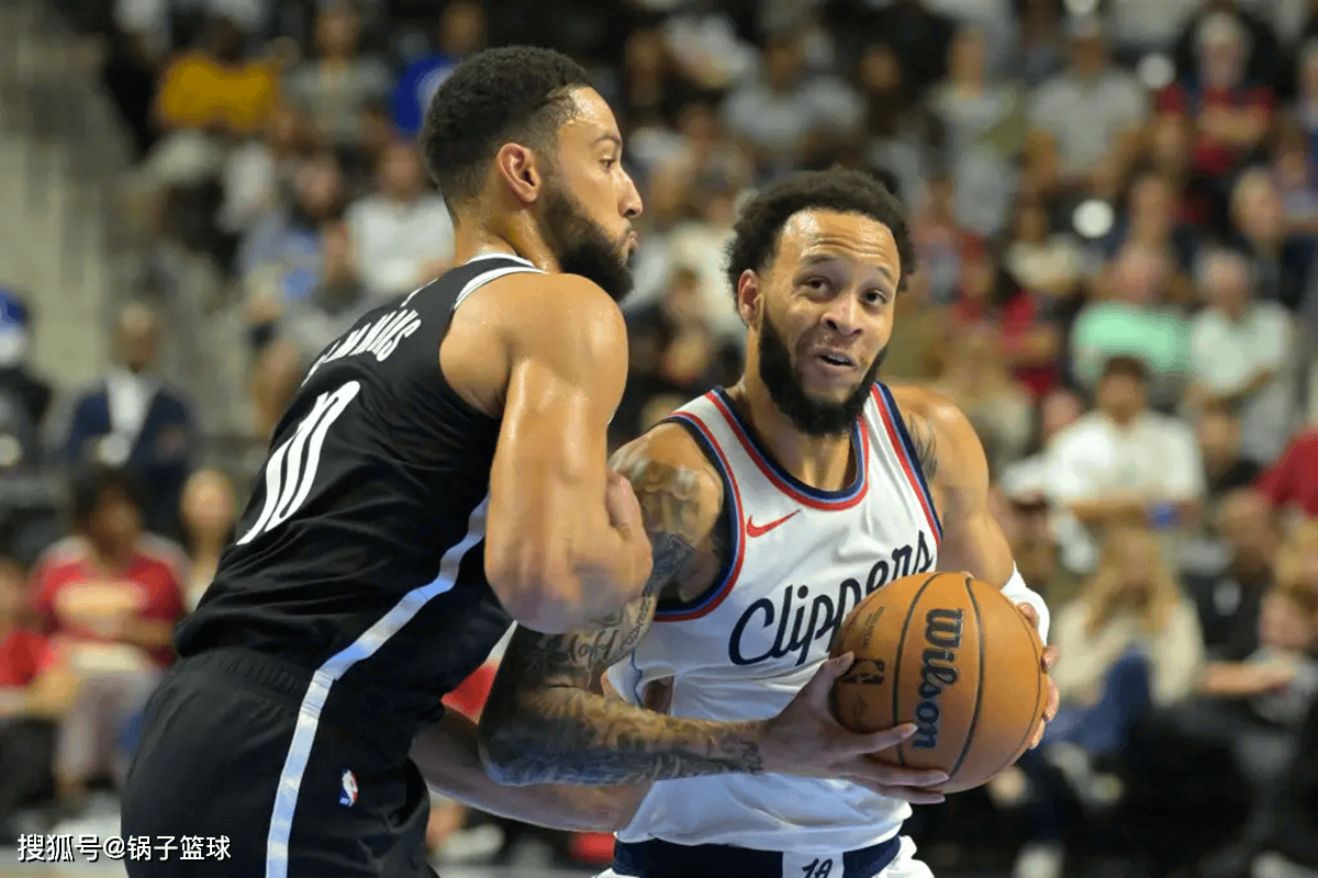 开云官方入口 -关于NBA季后赛窗口期走向成谜，菲尼克斯太阳再遭质疑，质疑声仍在，赛季目标并未改变的信息